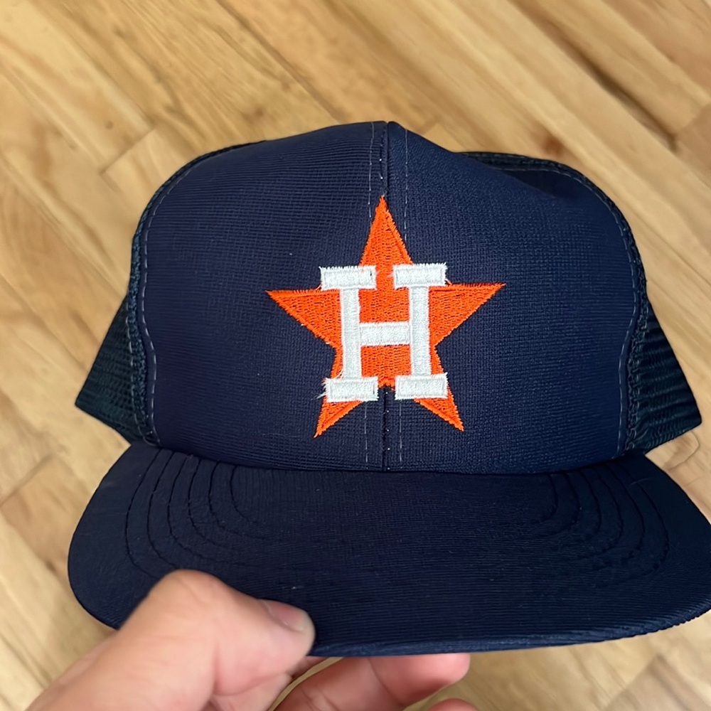 Vintage Houston Astros Snapback Trucker Hat.